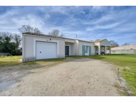 vente maison 4 pièces 134 m² à ardillières (17290)  349 000 €