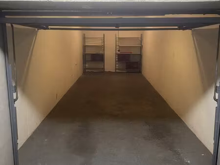 location parking neuilly sur seine 92200