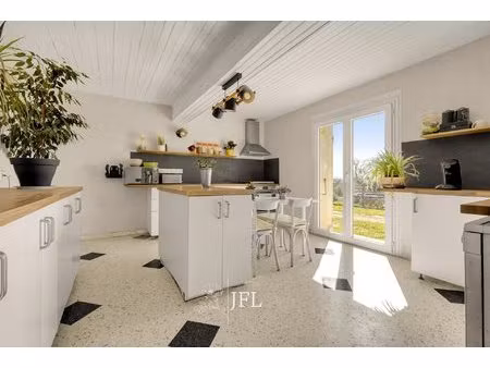 propriété équestre sur 2 4 ha avec maison : verfeil