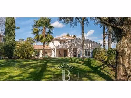 maison avec piscine ecully (69)