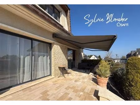maison 210 m2 - 6 chambres - terrain 1366 m2