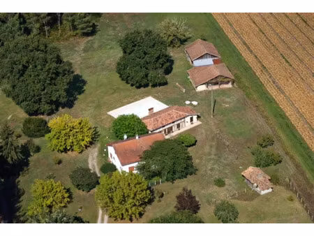 vente propriété 12 pièces 330 m² à taller (40260)  627 000 €