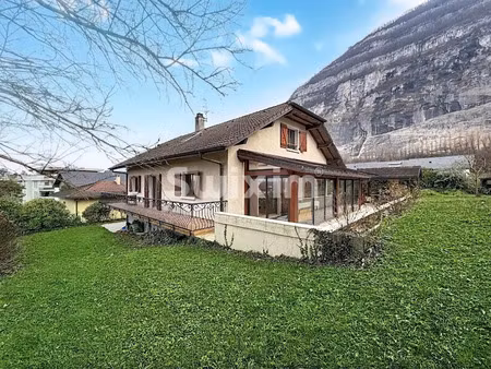 vente maison 8 pièces 252.36 m² à etrembières (74100)  750 000 €