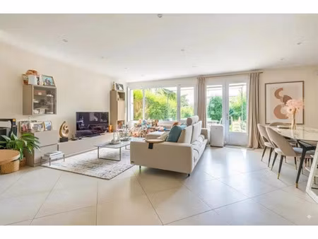 vente maison 4 pièces 120 m² à la celle-saint-cloud (78170)  740 000 €