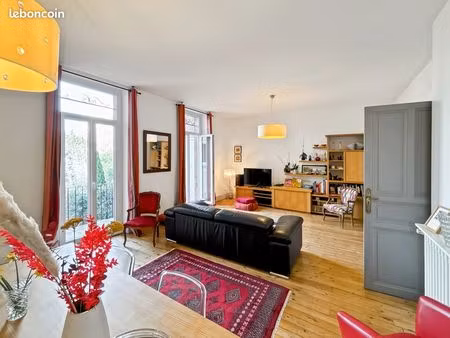 appartement 3 pièces 80 m²