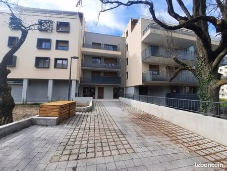 appartement t3 - gières