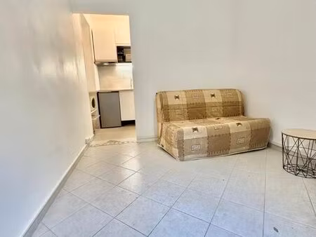 studio refait a neuf  piscine  tennis