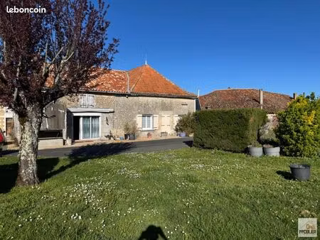 maison 8 pièces 201 m²