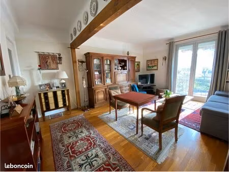 t2 saint françois 64 m2