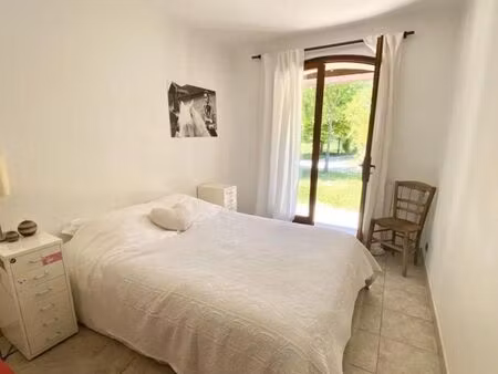 appartement 1 pièce 12 m²