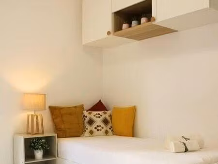 studio 1 pièce 19 m²