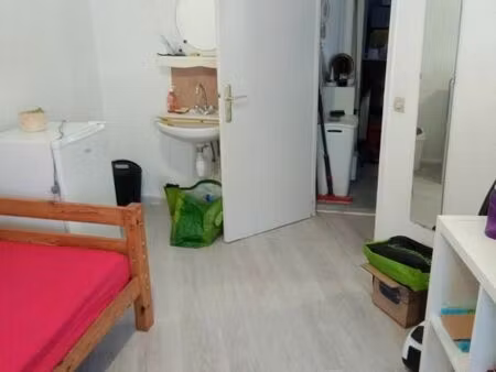 appartement 1 pièce 12 m²