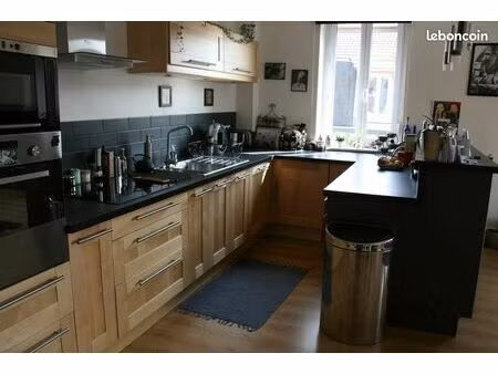 a louer longwy-haut place darche : f2