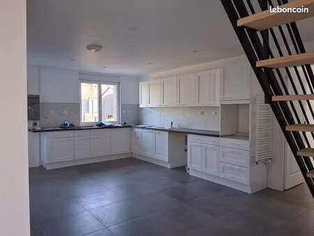 visite 7/7j. dpe a. dispo 170 m2 5 ch dont 2 suites