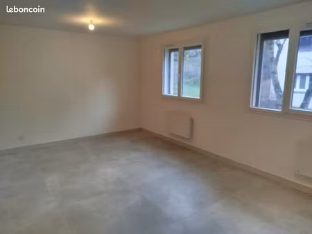 loue appartement 74 m2