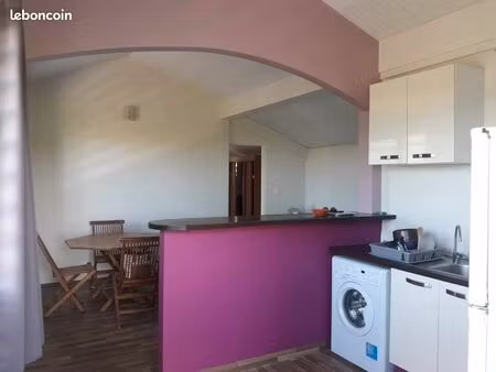 beau t2 meublé lumineux et ventilé