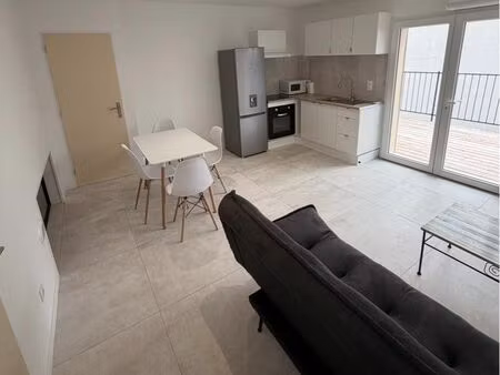 lunel appartement t3 62m2 + terrasse 12m2