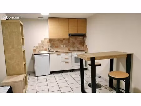 studio meublé 25m2 - centre ville  500m gare