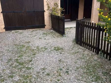 f3 avec garage  jardin et terrasse dans un cadre campagne proche de draguignan