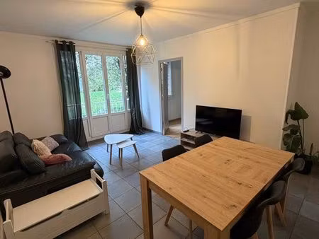 location t3 meublé avec cave