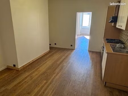 appartement 1 pièce reuilly centre a 2 pas des commerces