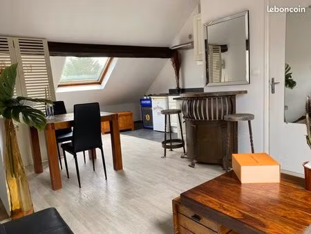 à louer charmant et grand studio meublé à valenciennes