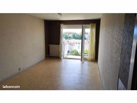 titre : t3 calme & lumineux 70m² - quartier du parc - parking & balcon