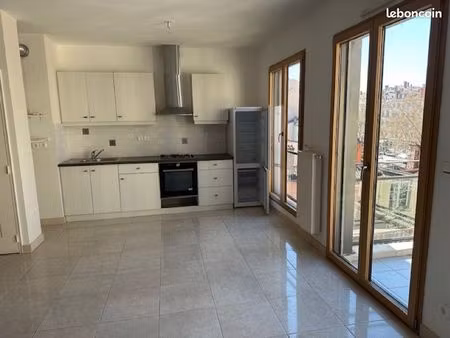 t3 duplex centre croix rousse