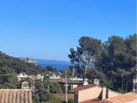 grand studio à fabregas 32m2 avec place de parking