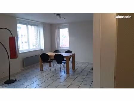 t2 meublé - 45m2 - rez-de-chaussée - 500m gare