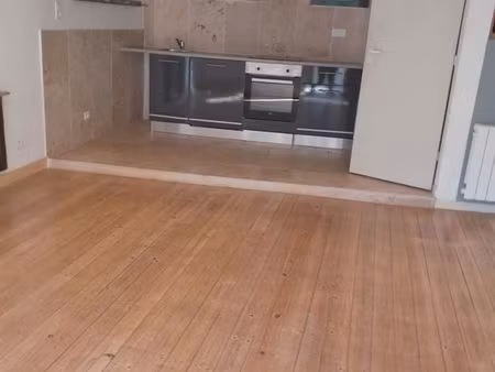 loue maison de ville