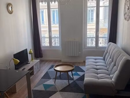 adorable t2 meuble au cœur du 6eme