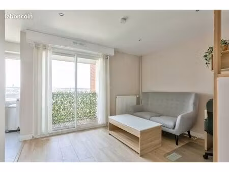 studio meublé – balcon vue dégagée – paris 12e (charenton/dugommier)