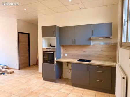 t3 petit t4 plein pied type maison mitoyenne