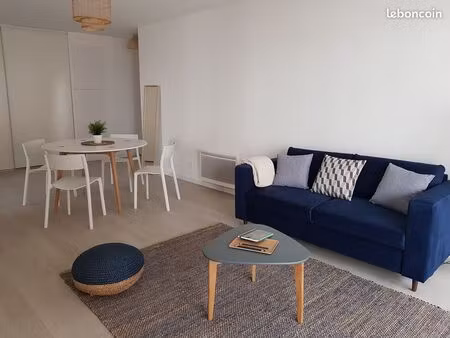 studio meublé 23m²- proche gare & a77 - calme