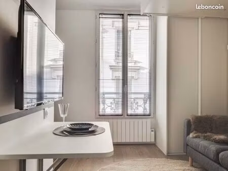 studio à louer 14m2 - 600 cc