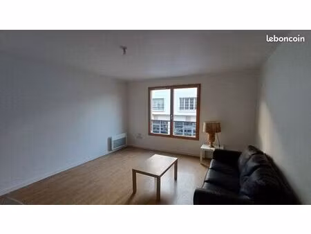 location t2 standing versailles porchefontaine