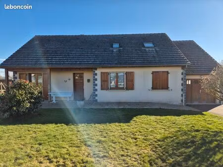 maison à louer à ally 15700