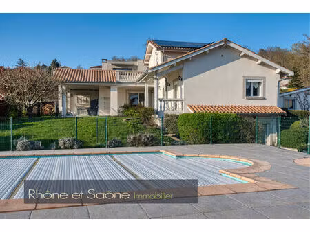 vente maison 8 pièces 230 m² reyrieux (01600)