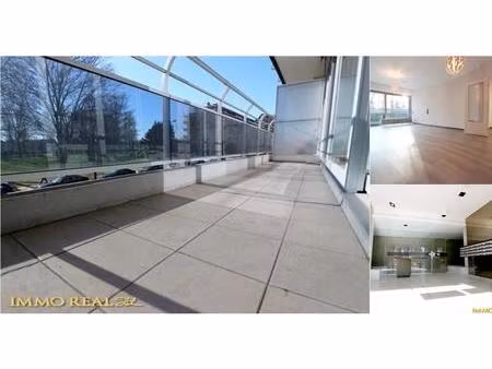 appartement à louer avec garage et terrasse   koekelberg (vbe00996)