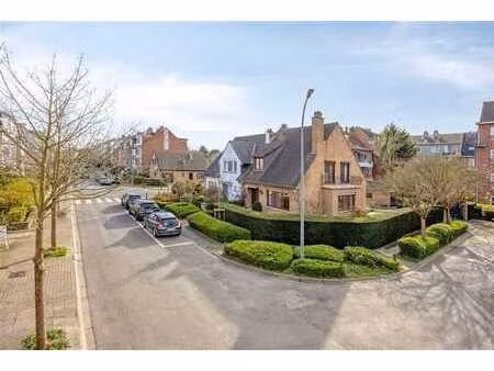 superbe maison 4 chambres dans une rue sans issue