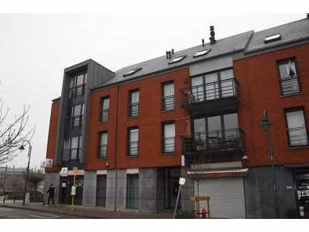 superbe appartement en plein coeur de court-saint-etienne