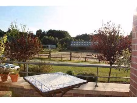 appartement 1 chambre - vue dégagée - proche du lac