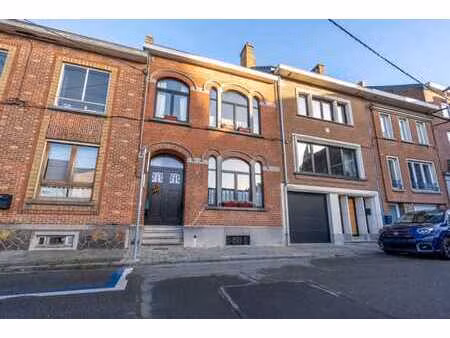 maison 4ch. - 2 sdb - garage - jardin à 2 pas de la gare !