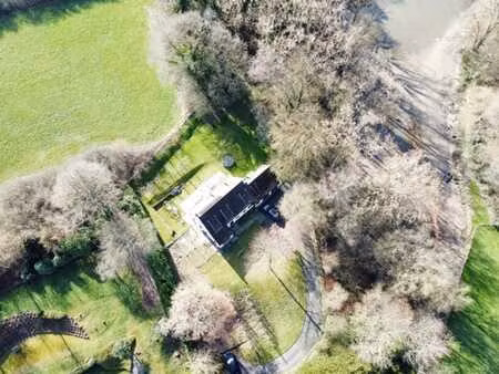 lasne/ charmante villa 4 chambres sur terrain de fond