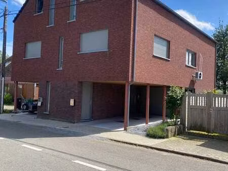superbe et grand appartement récent de 120m2 avec garage