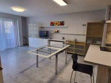 option !!! gilly – appartement au rez-de-ch - 2 chambres