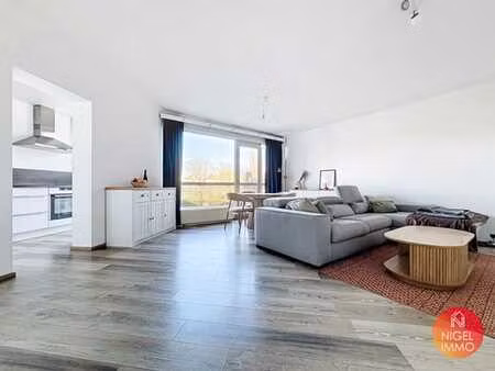 appartement rénové à cointe de 75m² avec parking intérieur !