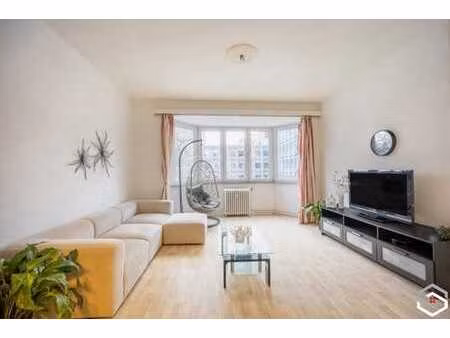 sublime appartement 1 ch - centre-ville - bon etat - peb c