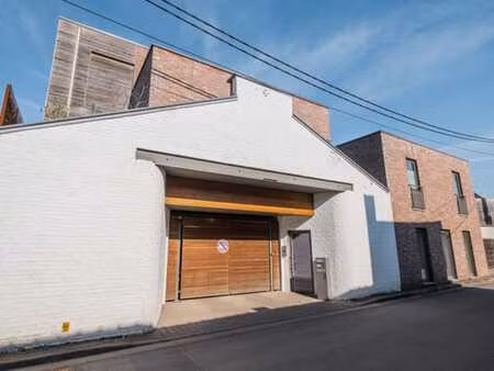 appartement lumineux au rez-de-chaussée  terrasse